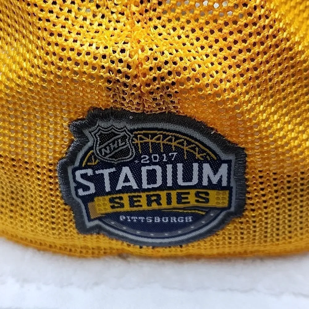 Reebok Pittsburgh Penguins 2017 Stadium Series Stretchfit Hat - New
